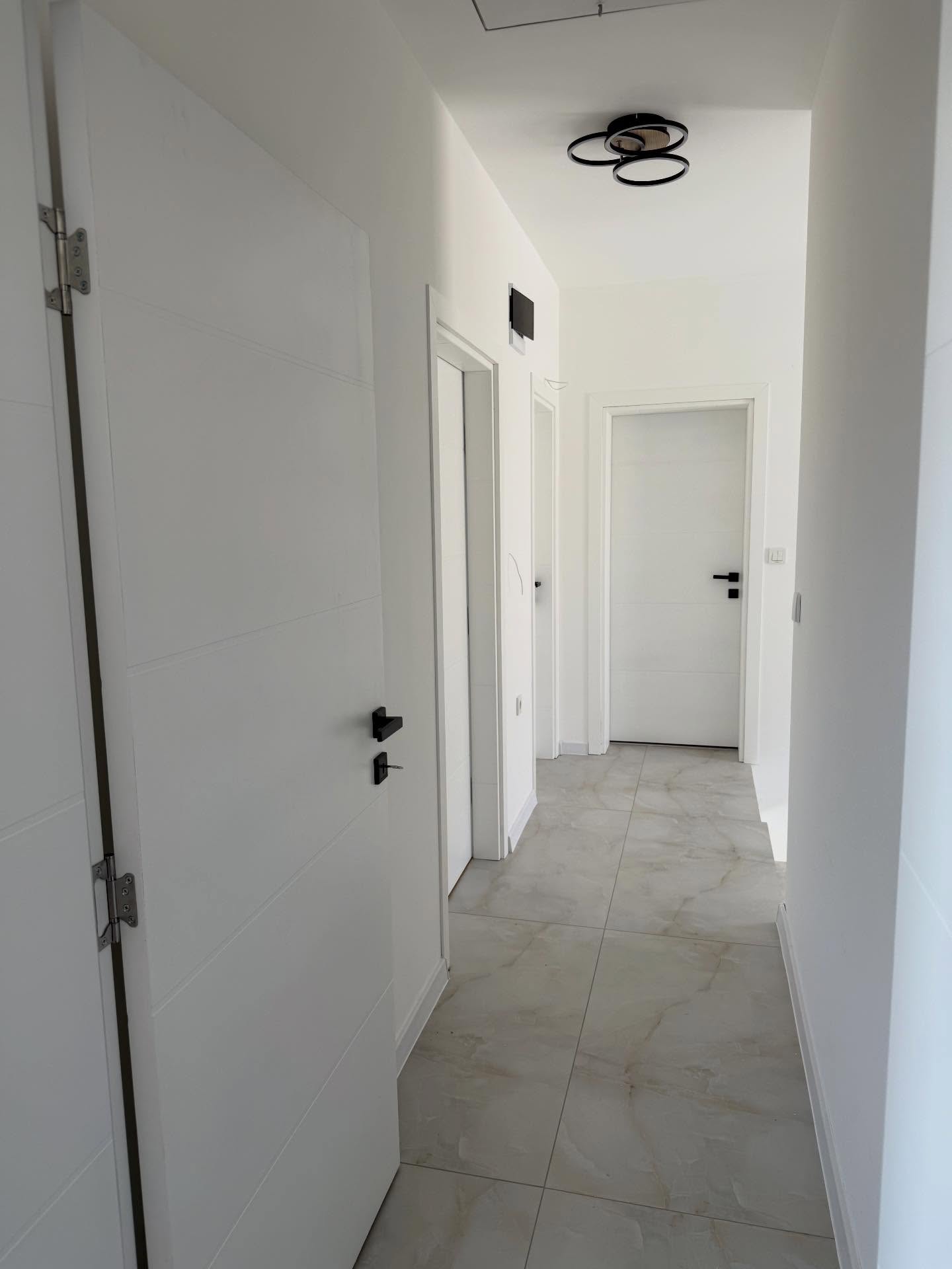 Интериорна врата — проект 1